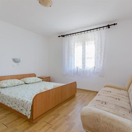 Apartments Ester Lopar Ngoại thất bức ảnh